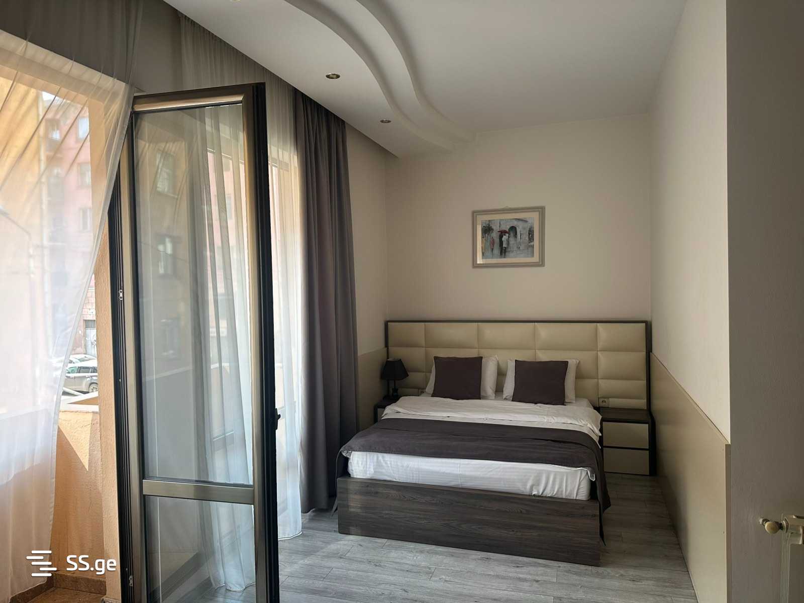 12 Room Hotel For Sale view 9