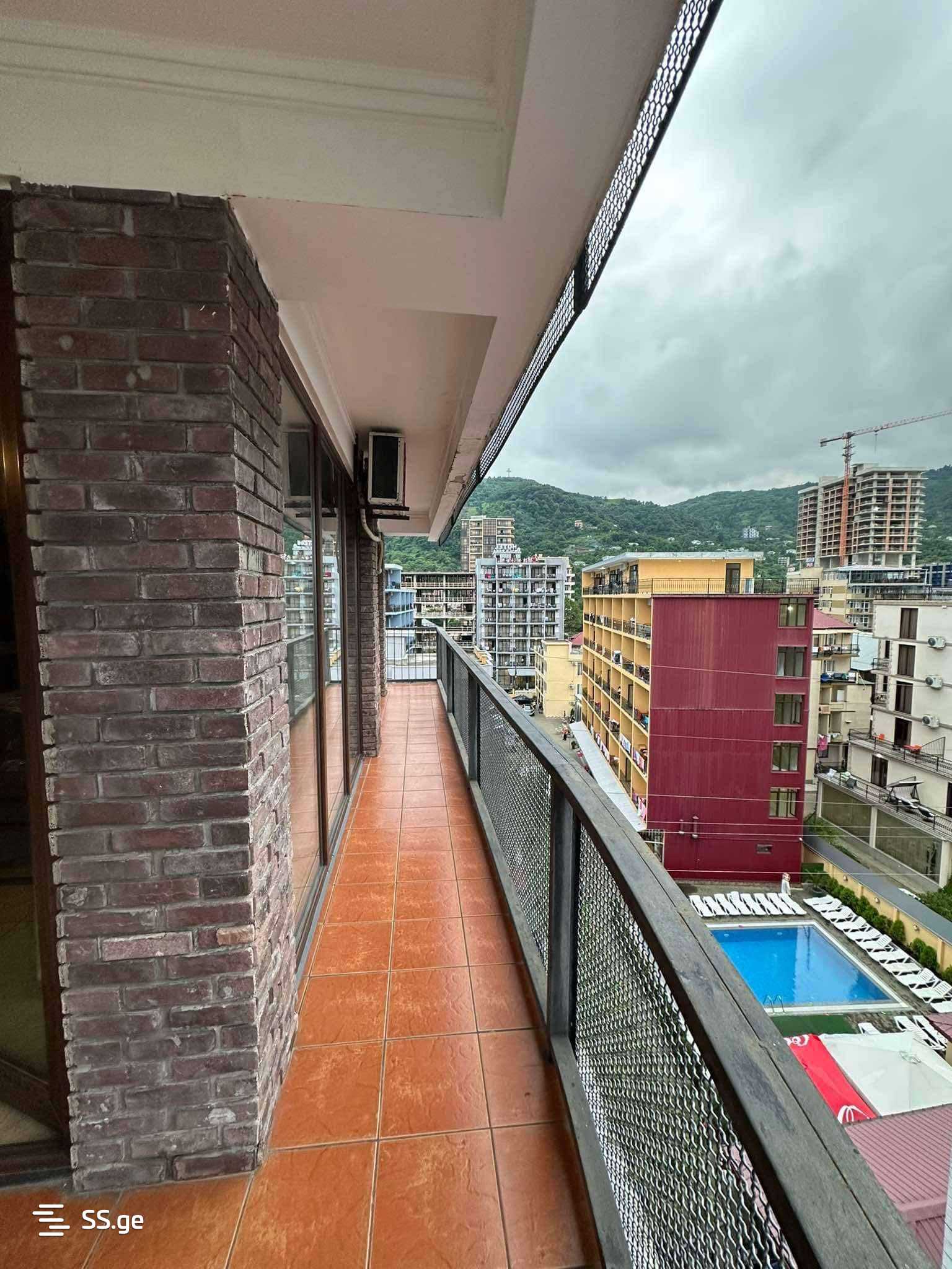 3 Room Flat For Sale view 5
