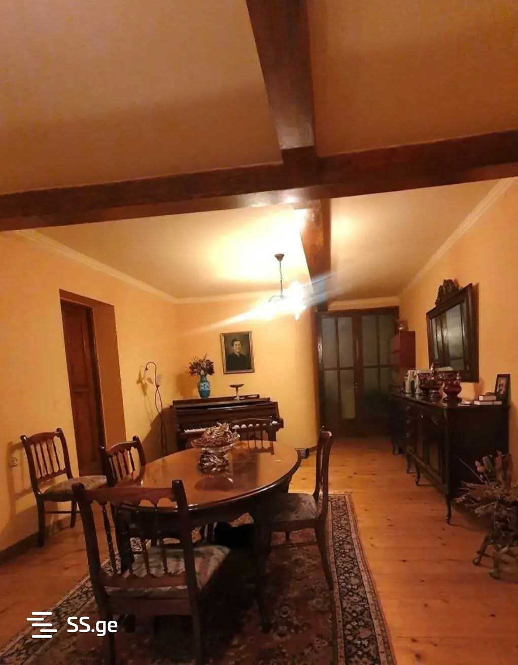 6 Room Private House For Sale view 1