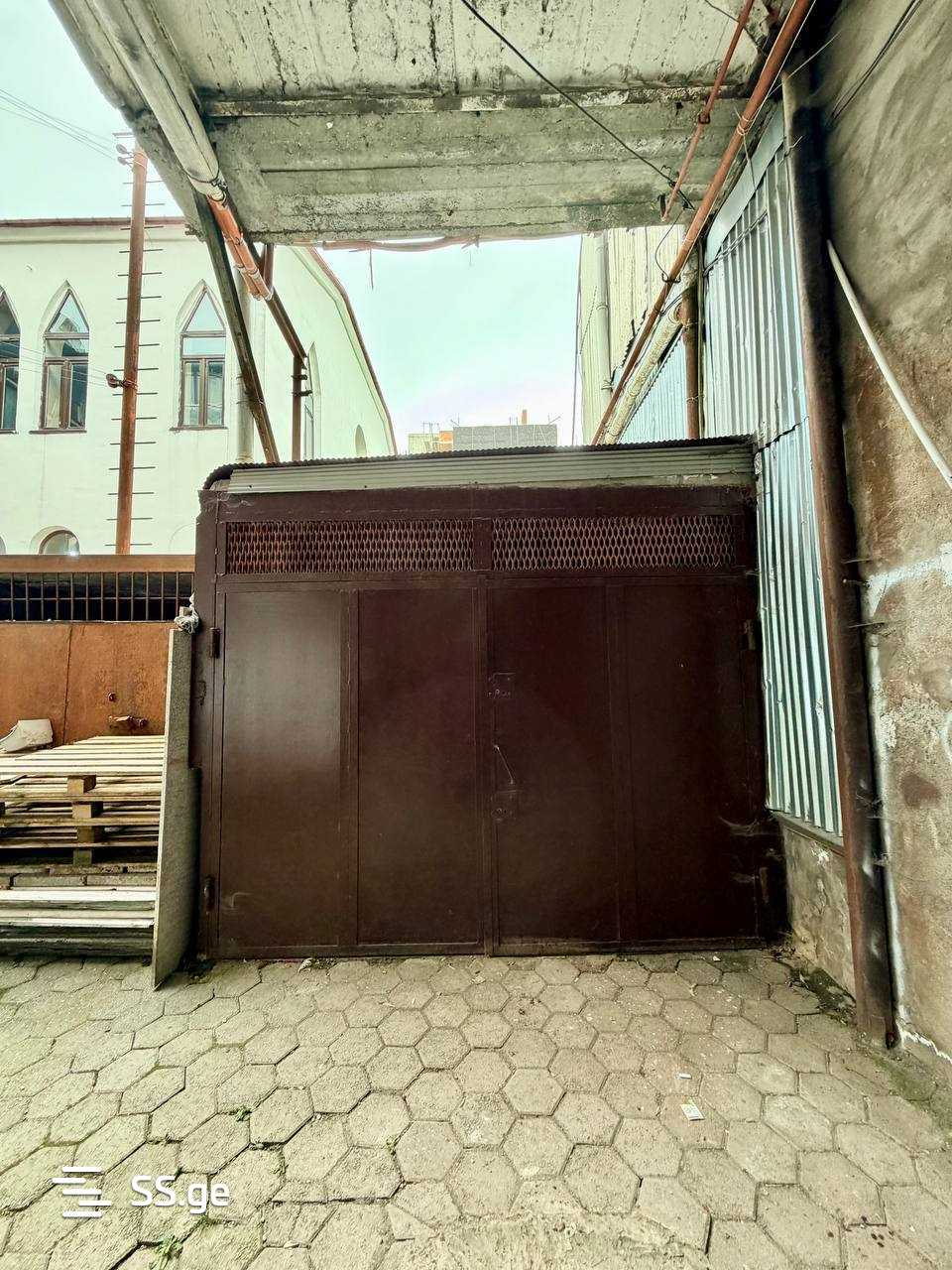 Garage For Rent. Batumi view 1