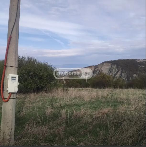 Land For Sale. Kveseti