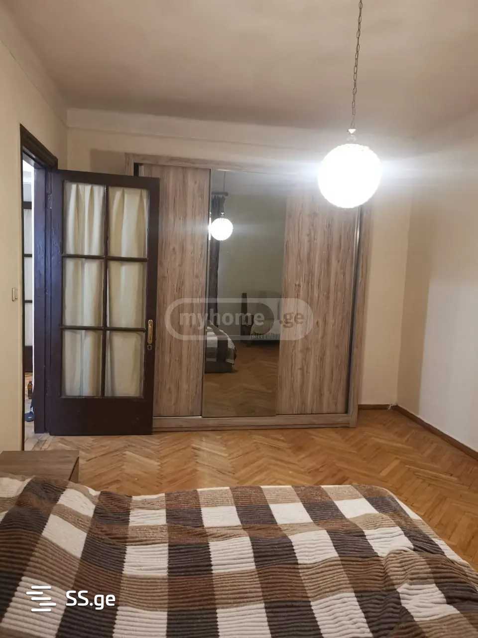 3 room Flat For Rent. Saburtalo - Aanzicht 2