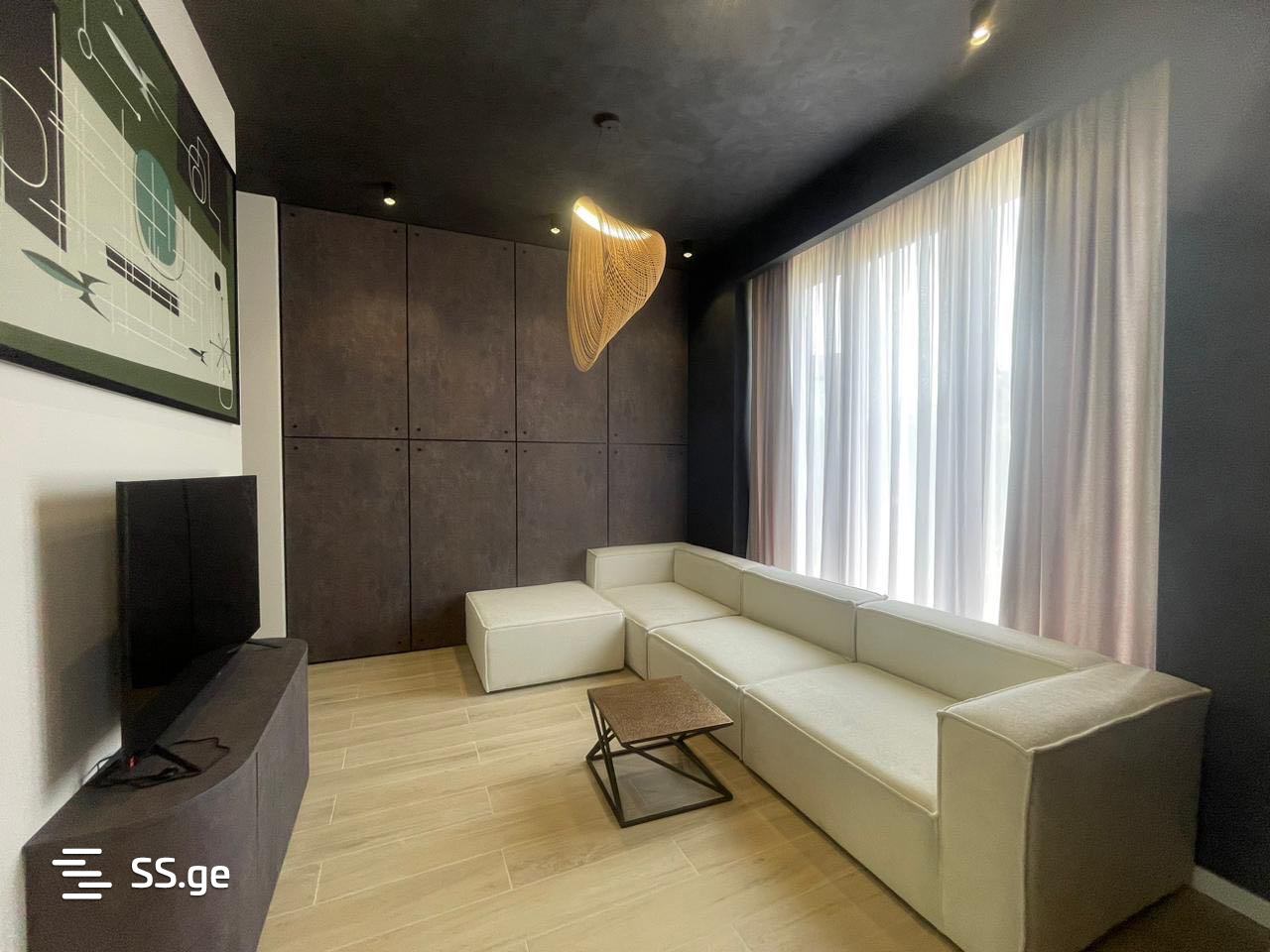 4 Room Private House For Sale view 3