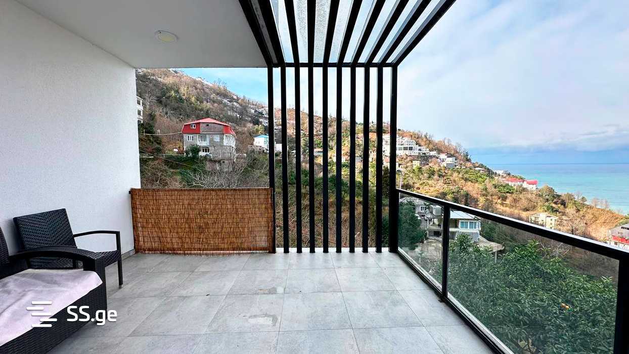 4 Room Summer Cottage For Rent. Batumi view 2