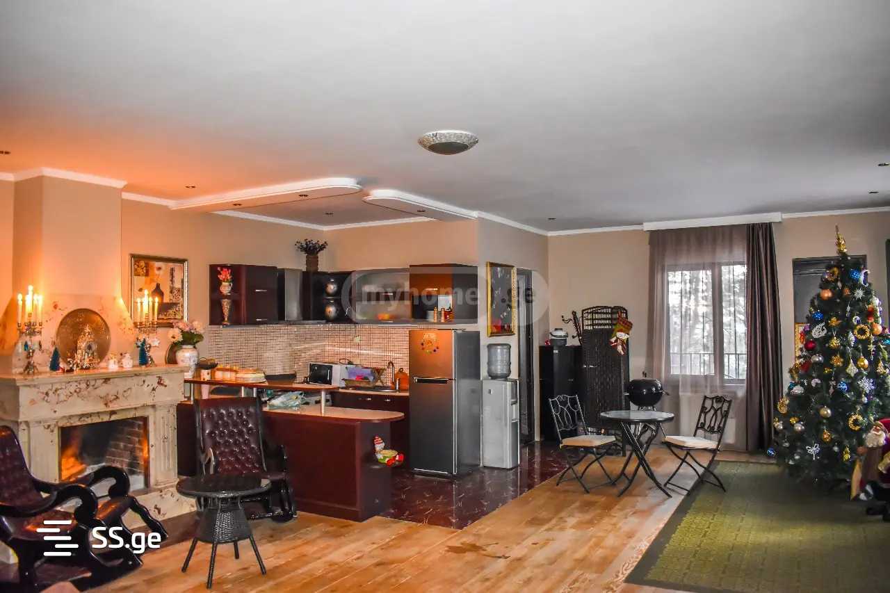 5 Room Private House Daily Rent. Sololaki view 1