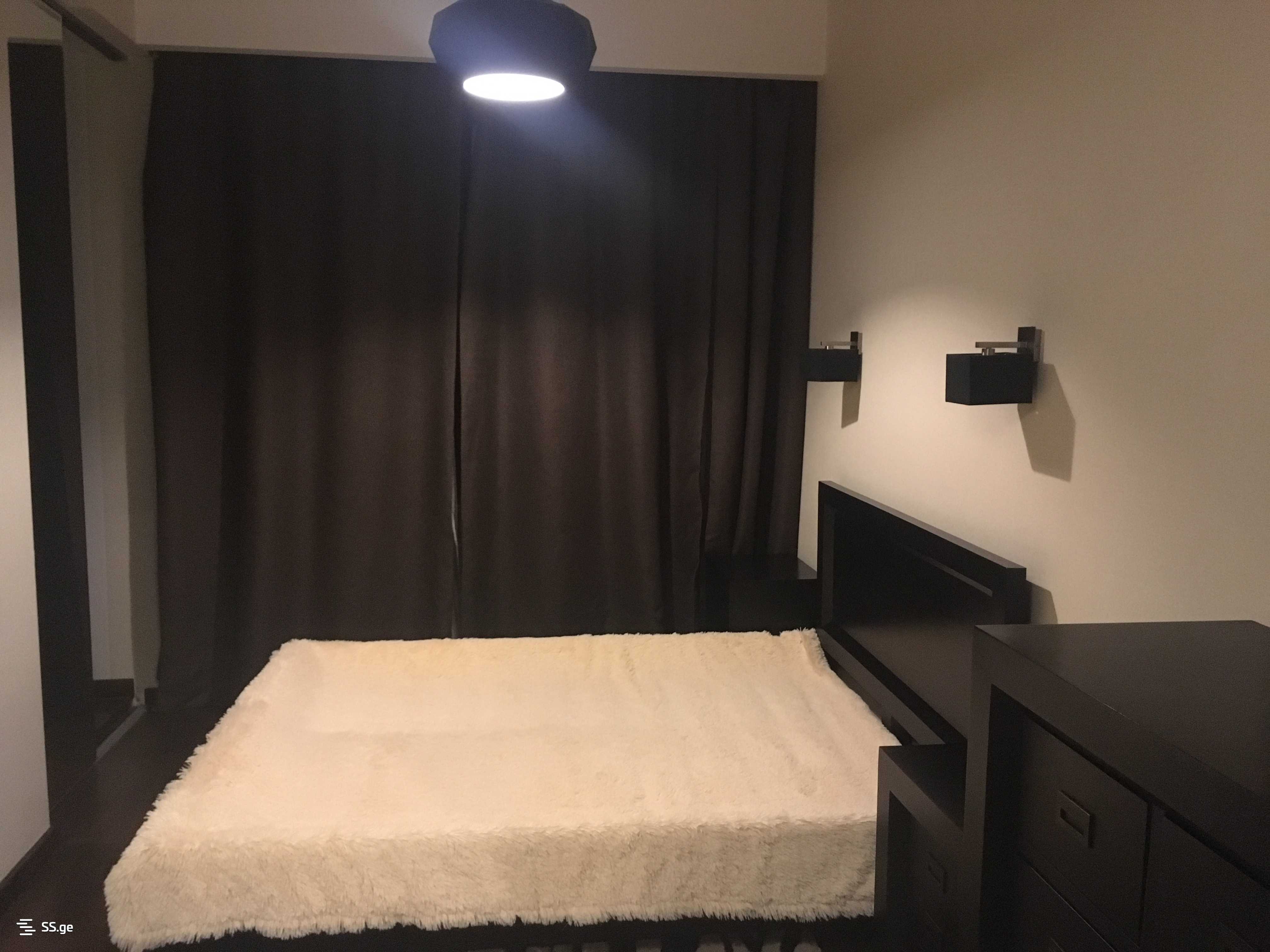 3 room Flat For Rent. Vake - Fler
