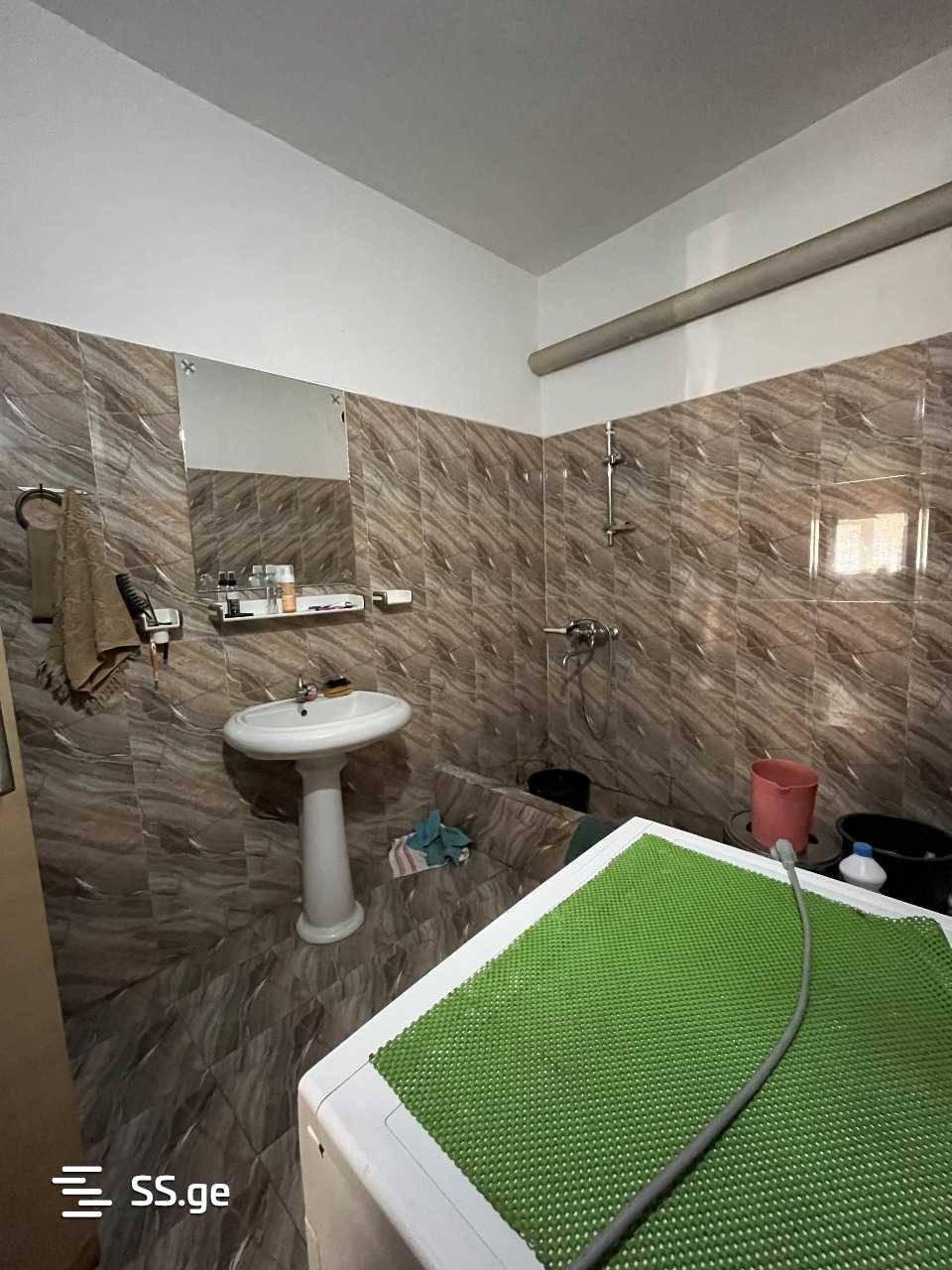 10 Room Private House For Sale view 8