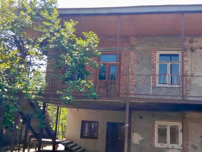 6 room Private House For Sale. Vazisubani