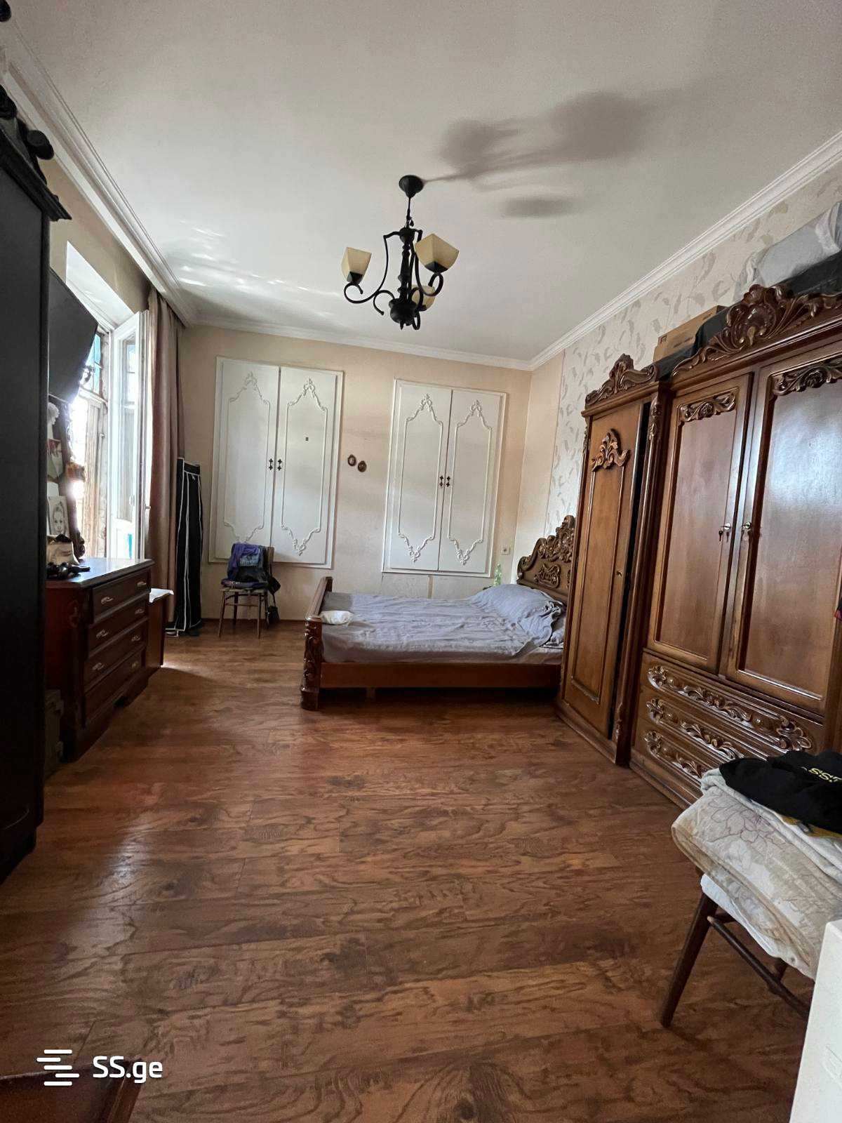 10 Room Private House For Sale view 5