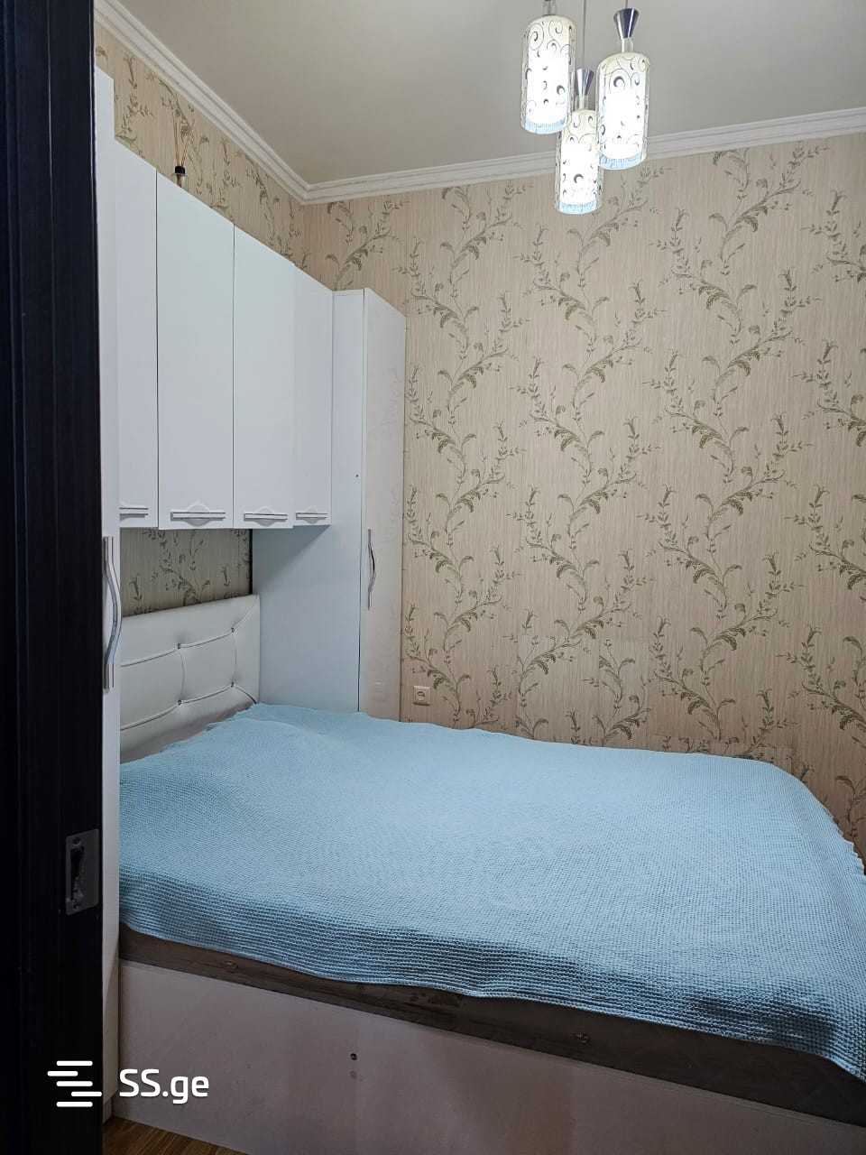 Продажа 4-комната Квартира view 5