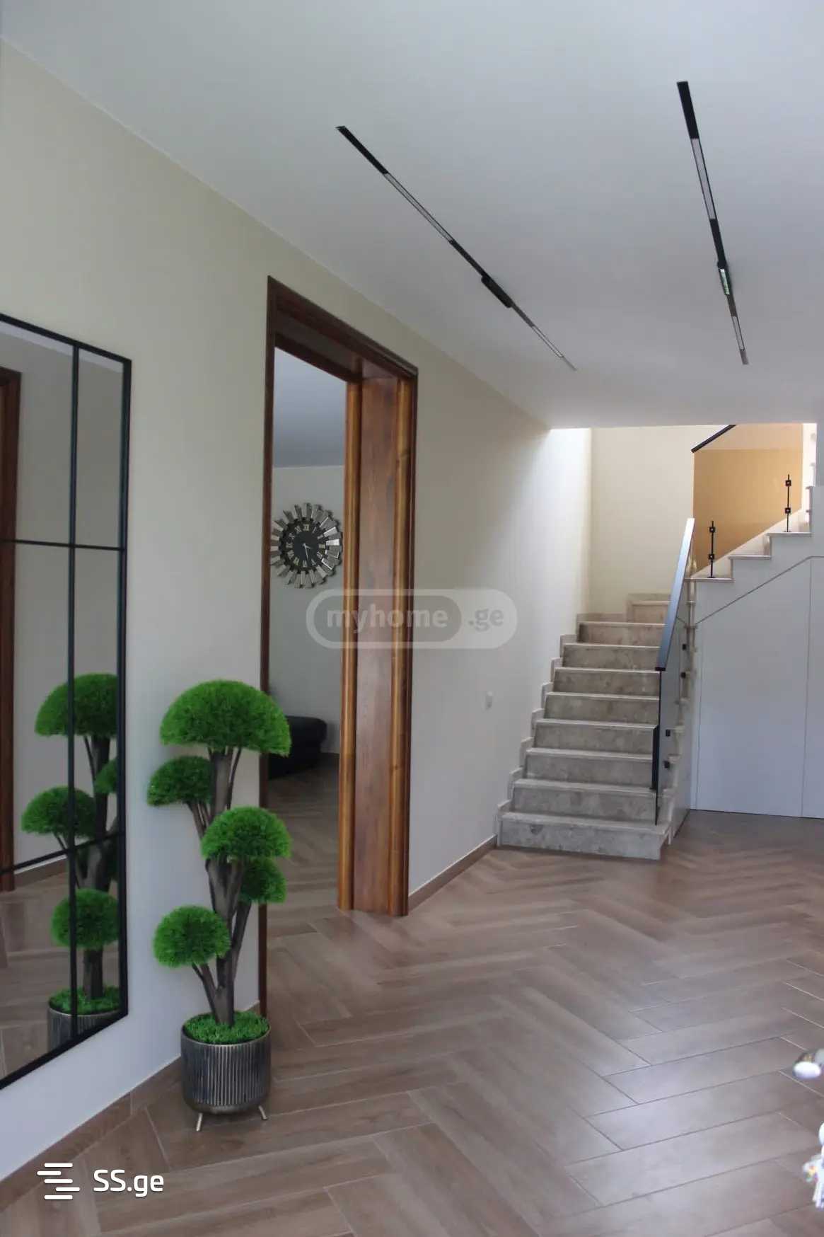 5 Room Private House For Rent. Kutaisi view 10