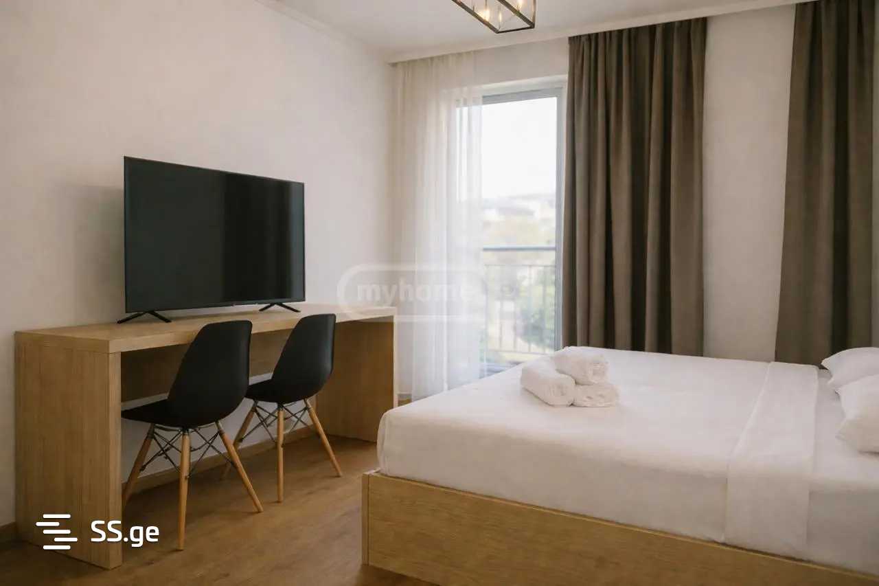 1 Room Flat For Sale, 1 of 4