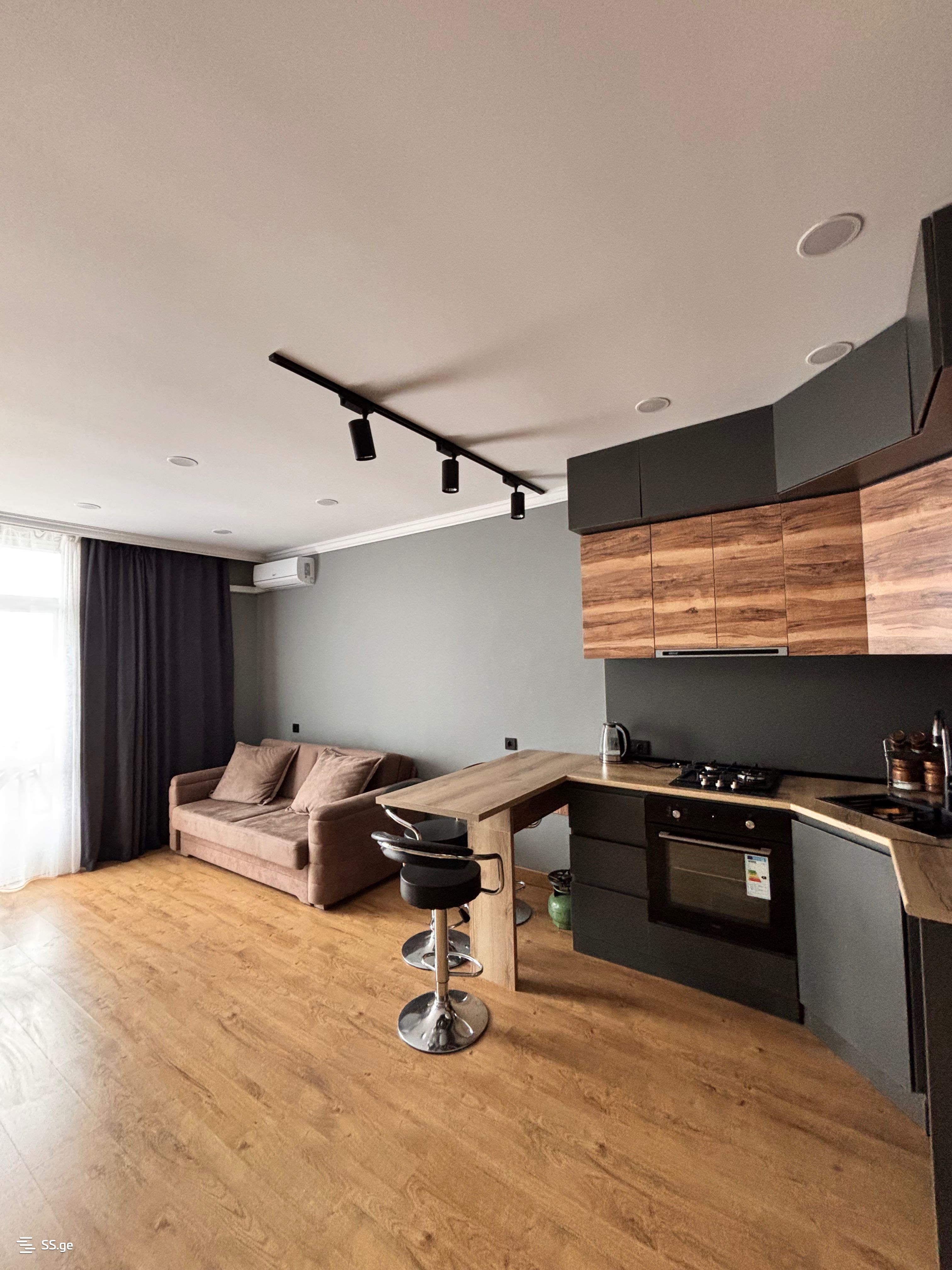 1 Room Flat For Sale