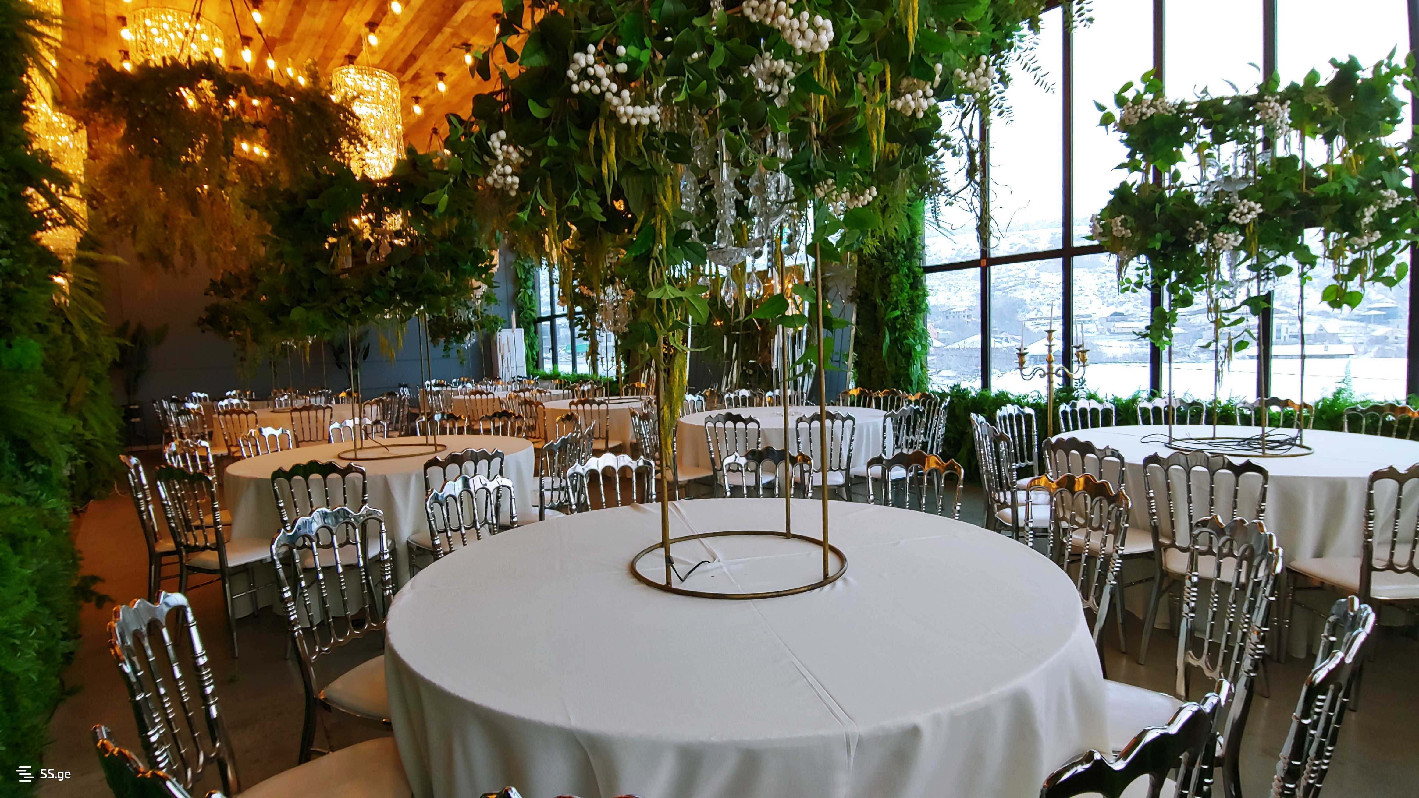 იყიდება კვების ობიექტი ლისის ტბაზე - სურათი #14