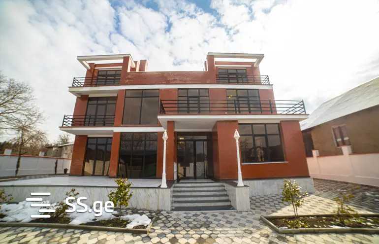 10 Room Hotel For Sale view 1