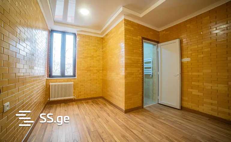10 Room Hotel For Sale view 3
