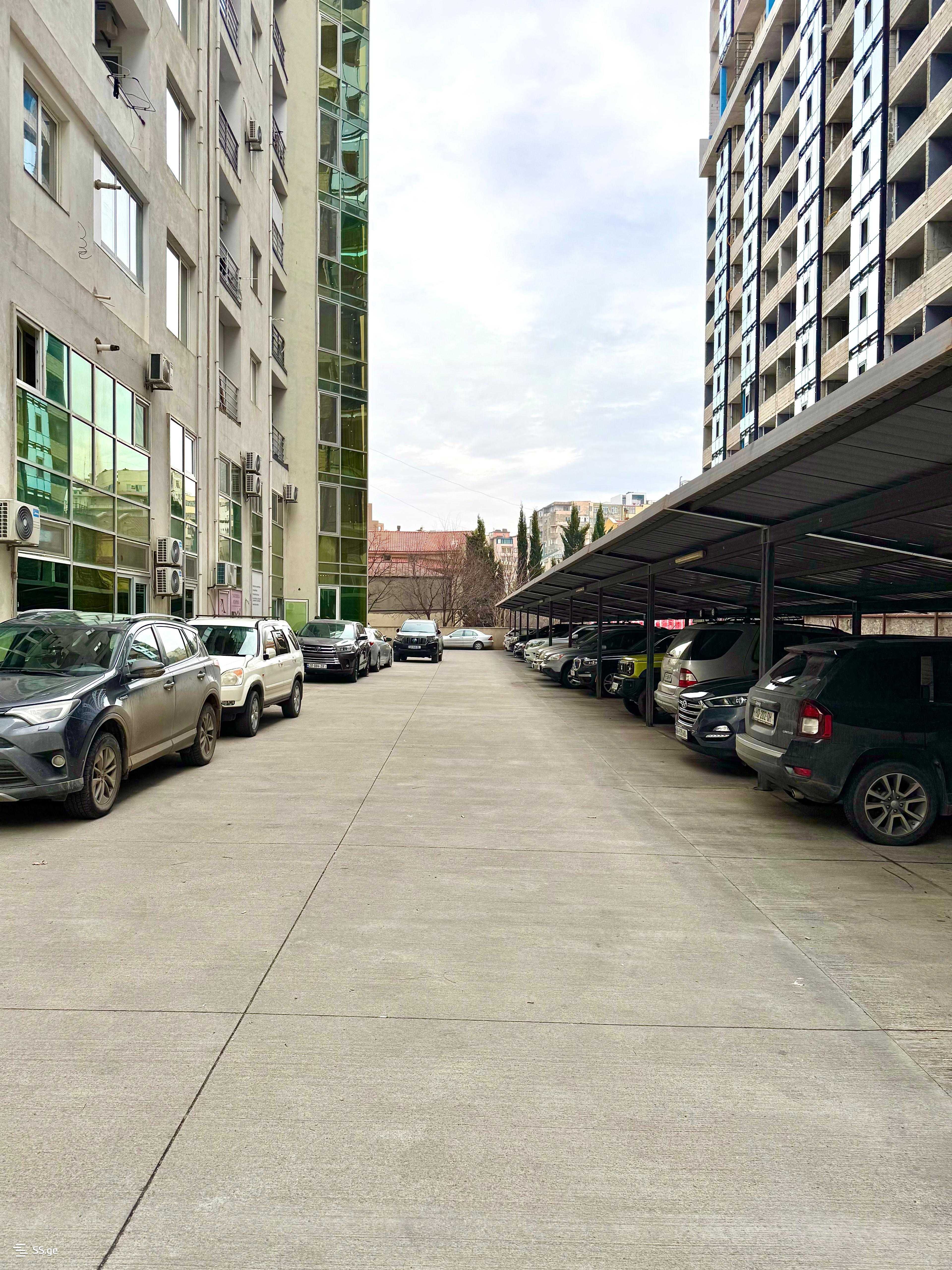 Commercial Space For Sale. Vake view 6