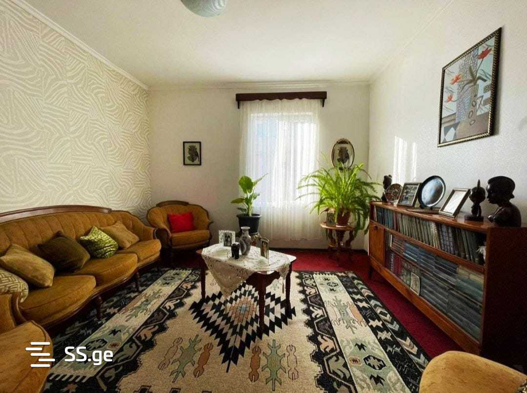 5 Room Private House For Sale view 7