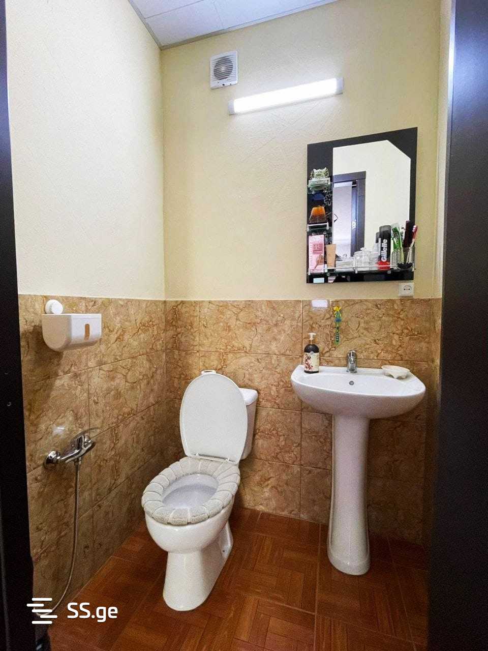 5 Room Private House For Sale view 8