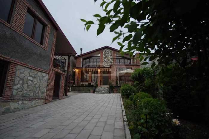 10 room Hotel For Sale. Telavi
