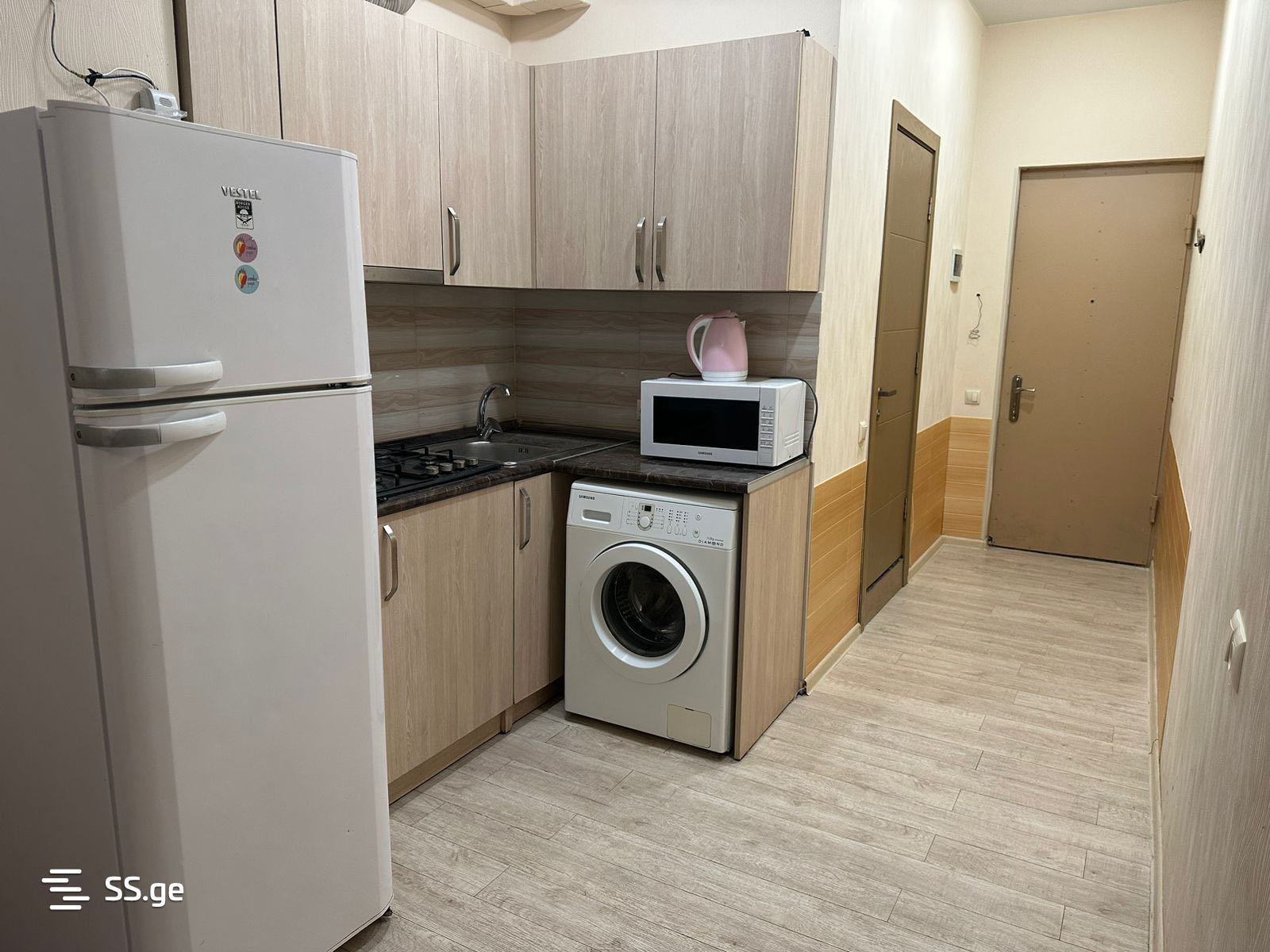 2 Room Flat Daily Rent. Digomi view 6