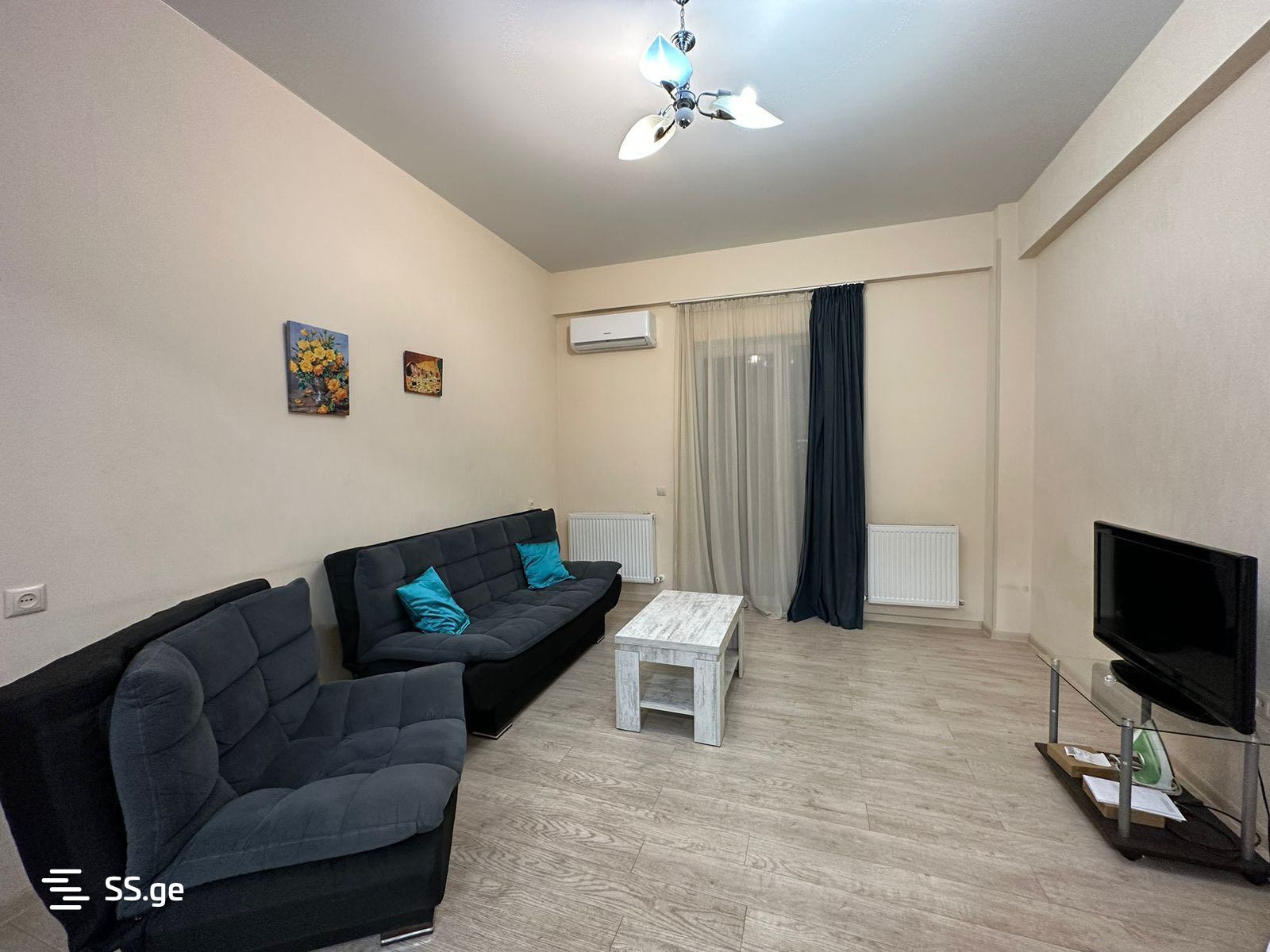 2 Room Flat Daily Rent. Digomi view 1