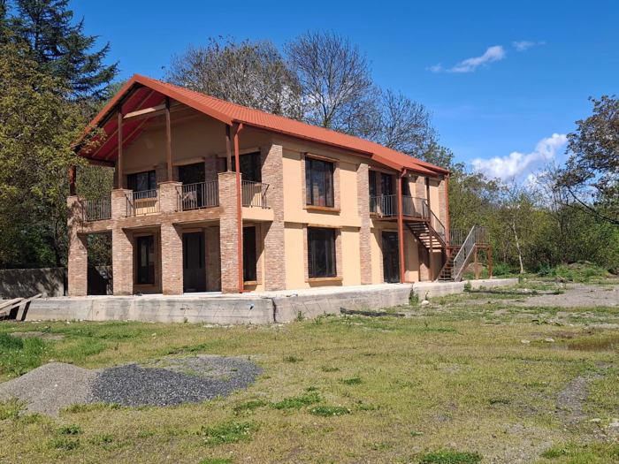 Commercial space For Sale. Jughaani