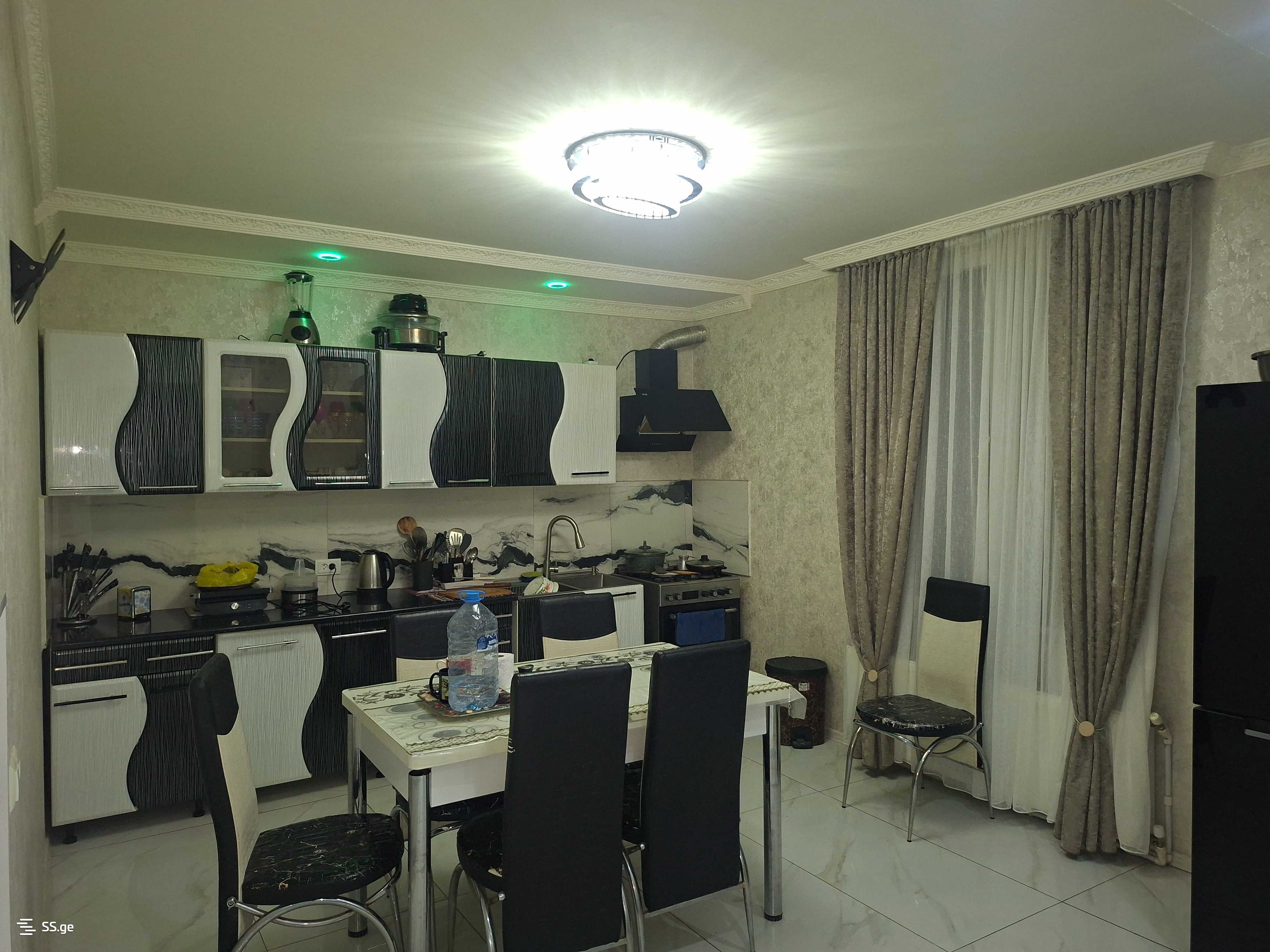5 Room Private House For Sale view 14