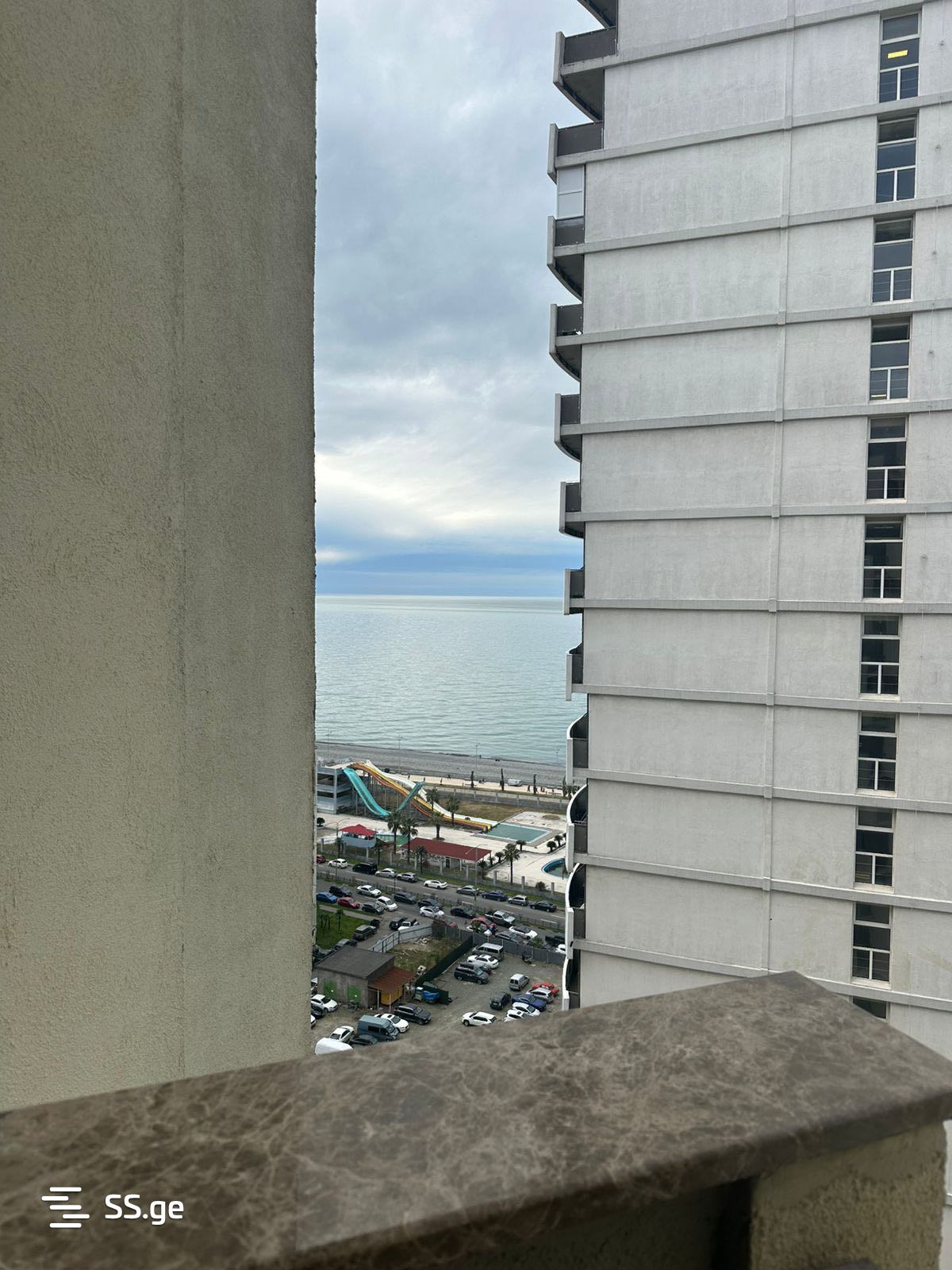 3 room Flat For Sale. Batumi - Aanzicht 6