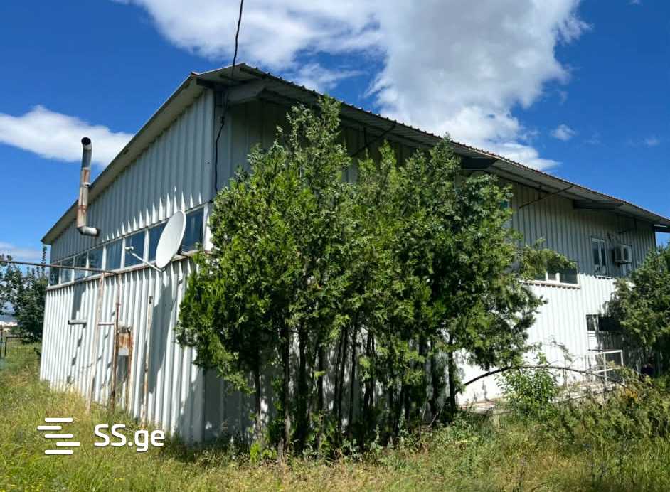 Продажа Store-Industrial Property в церовани view 2
