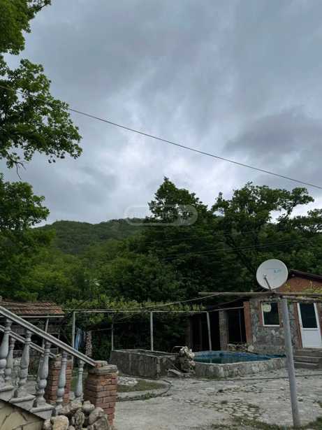 10 room Hotel For Sale. Mamkoda