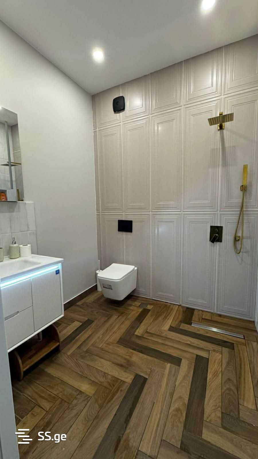 7 Room Private House For Sale view 4