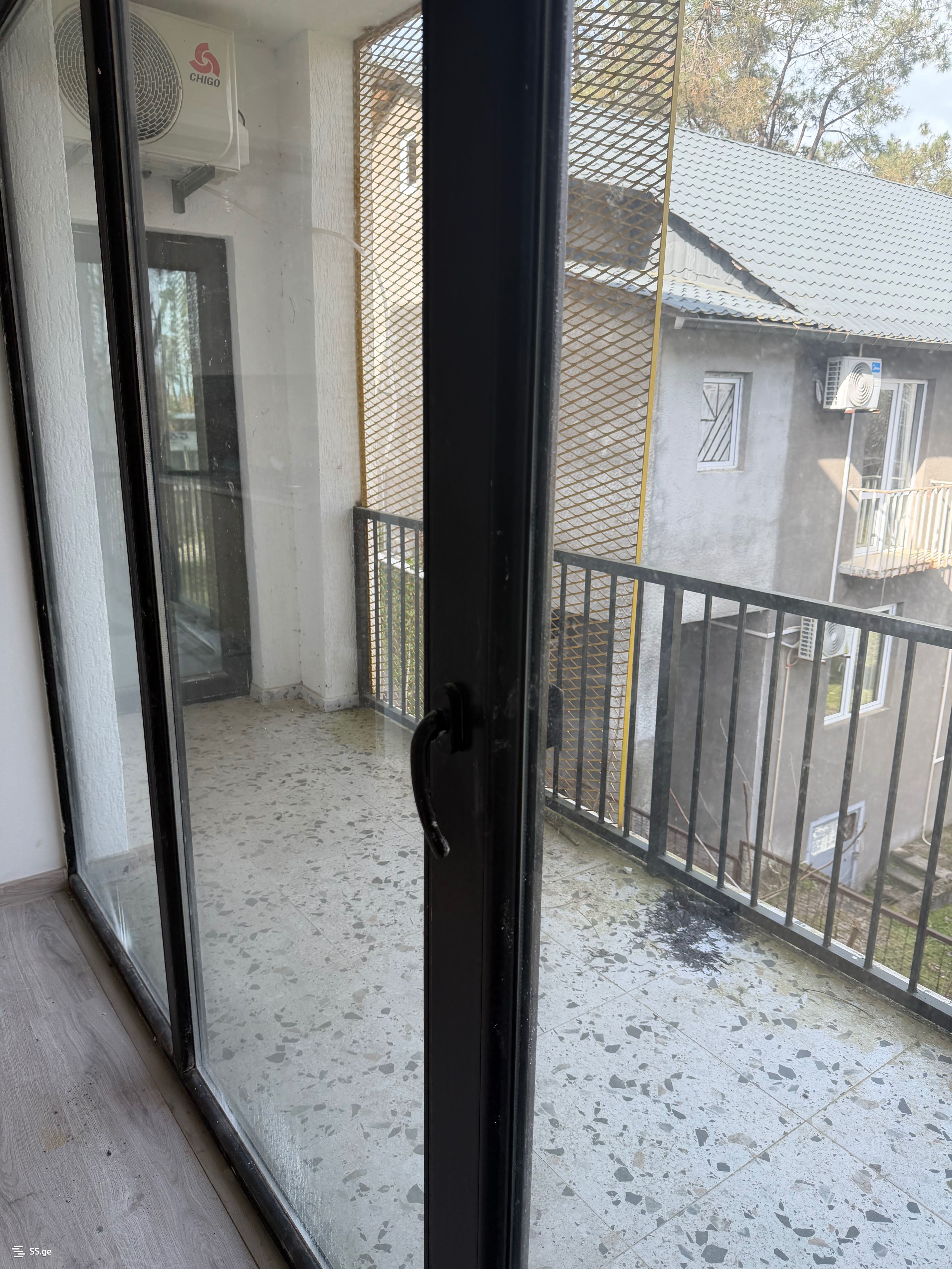3 Room Flat For Sale view 5