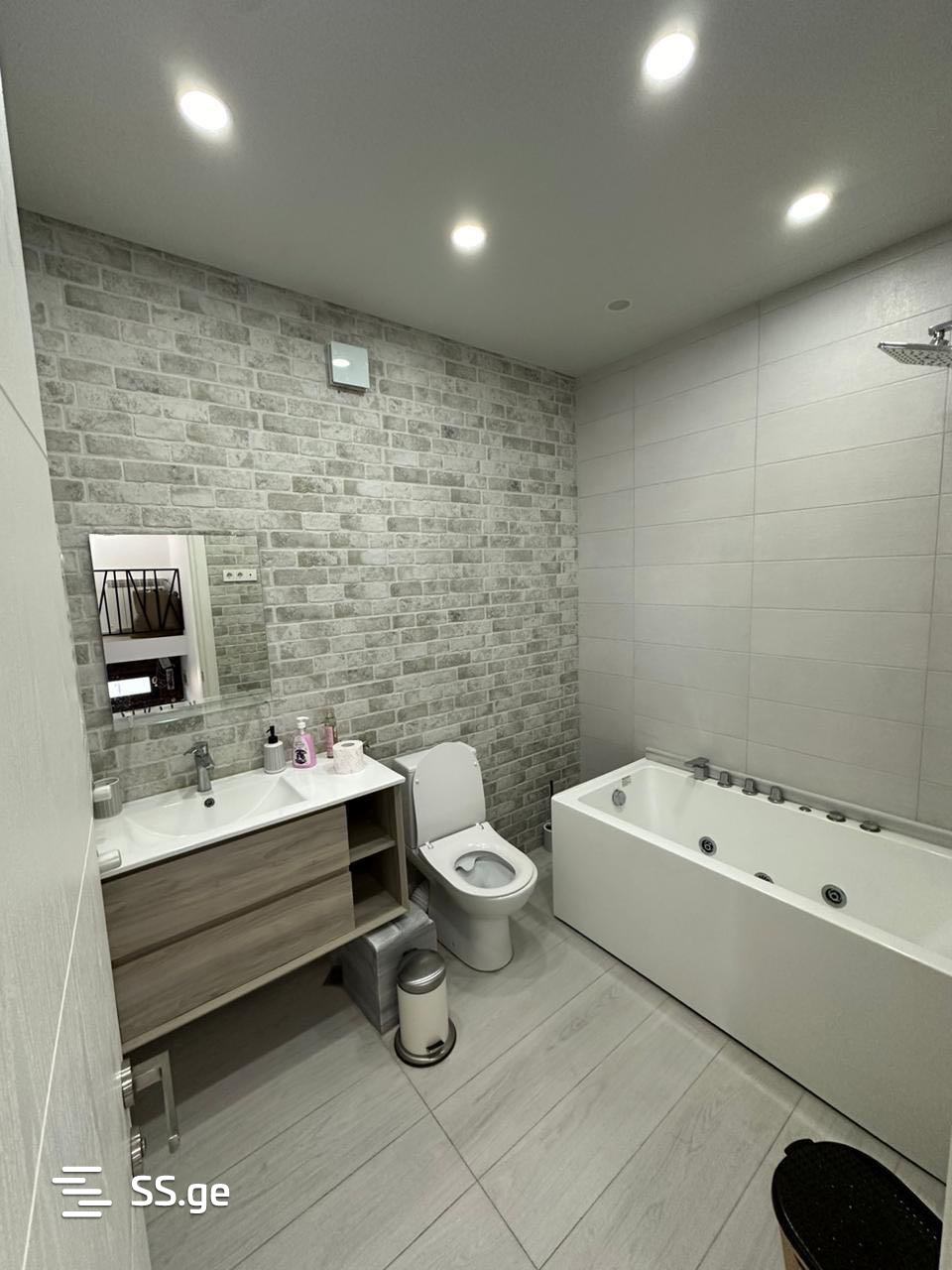 4 Room Private House For Sale view 7