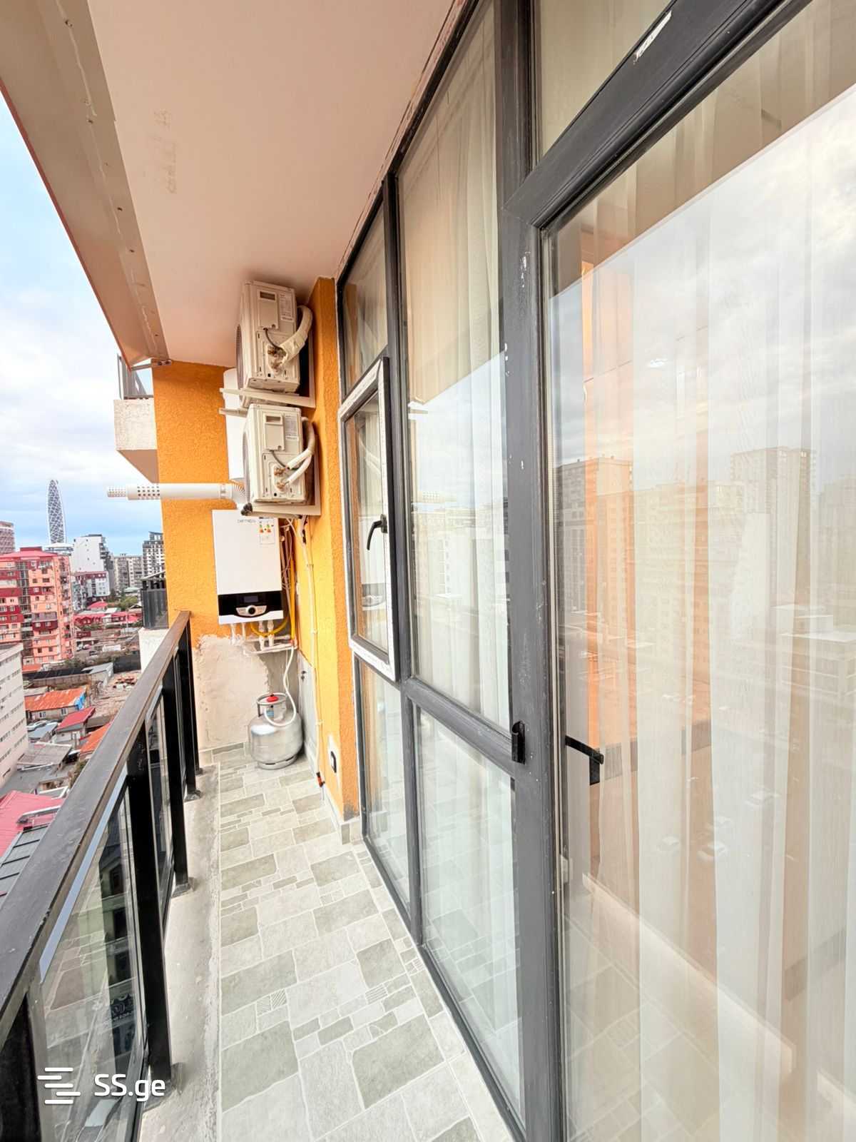 1 room Flat For Sale. Batumi - Widok 6