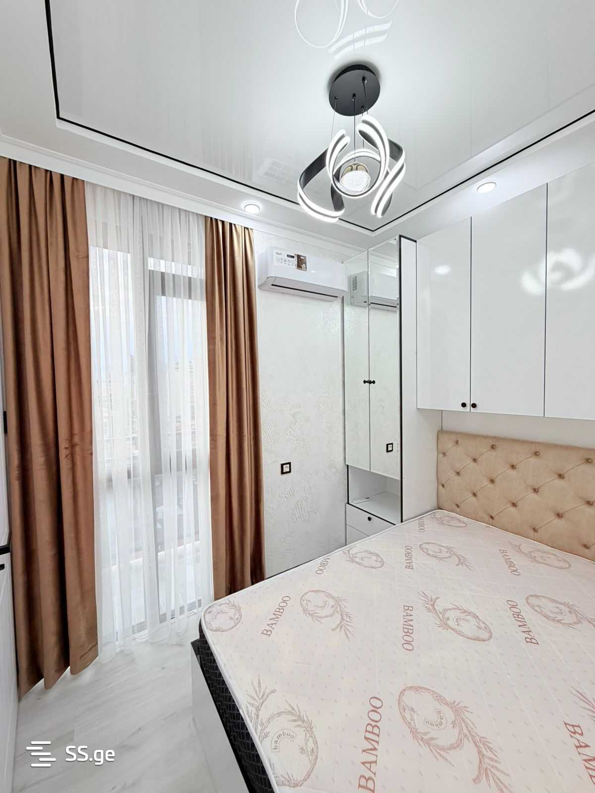 1 room Flat For Sale. Batumi - Widok 2