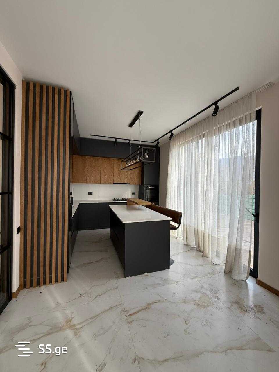 8 Room Summer Cottage For Sale view 3
