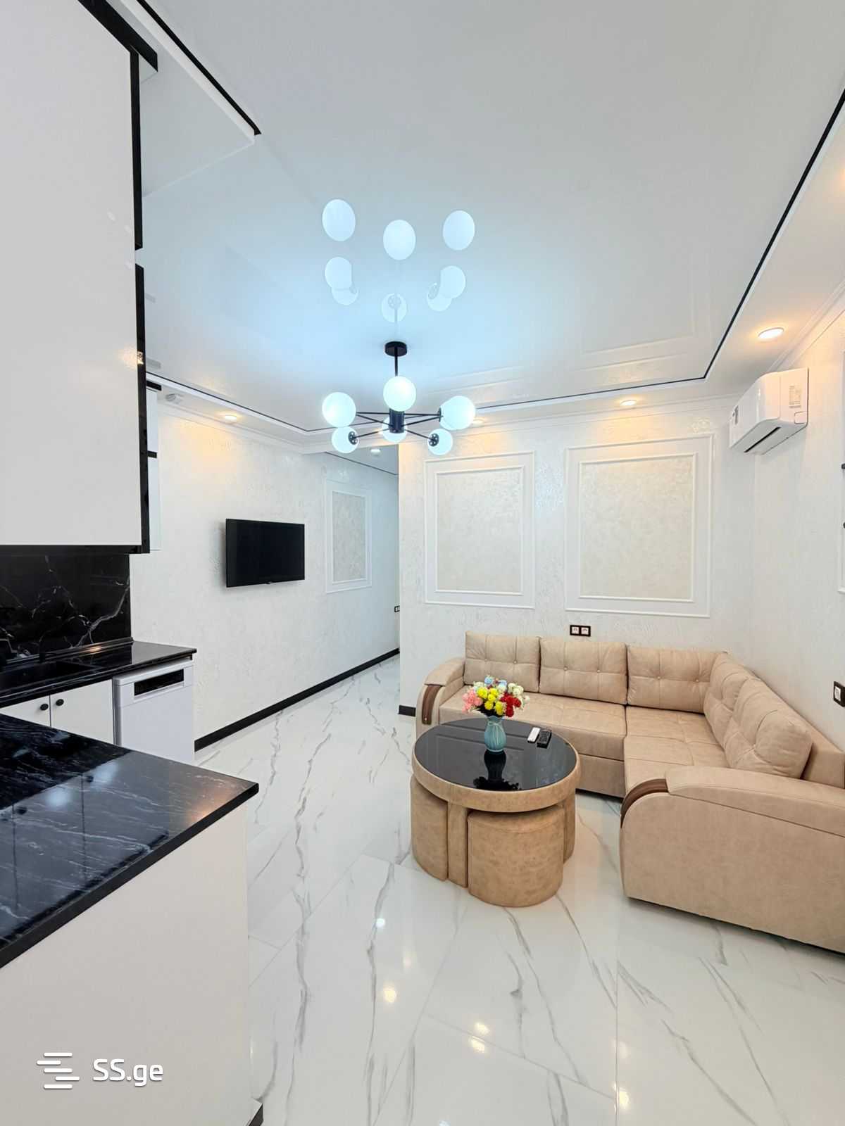 1 room Flat For Sale. Batumi - Widok 3
