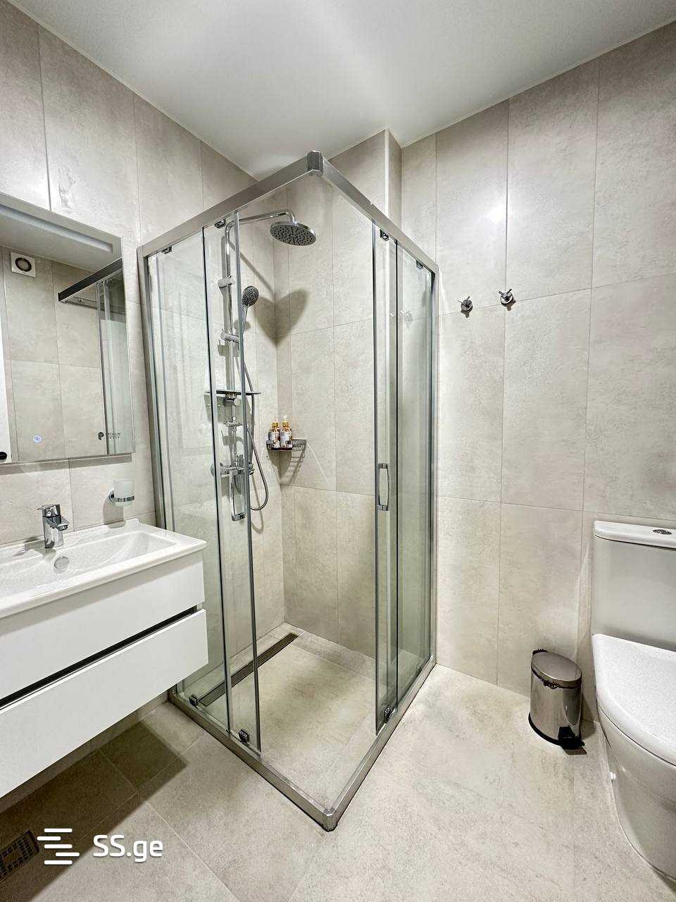 2 room Flat For Sale. Batumi - Ansicht 3