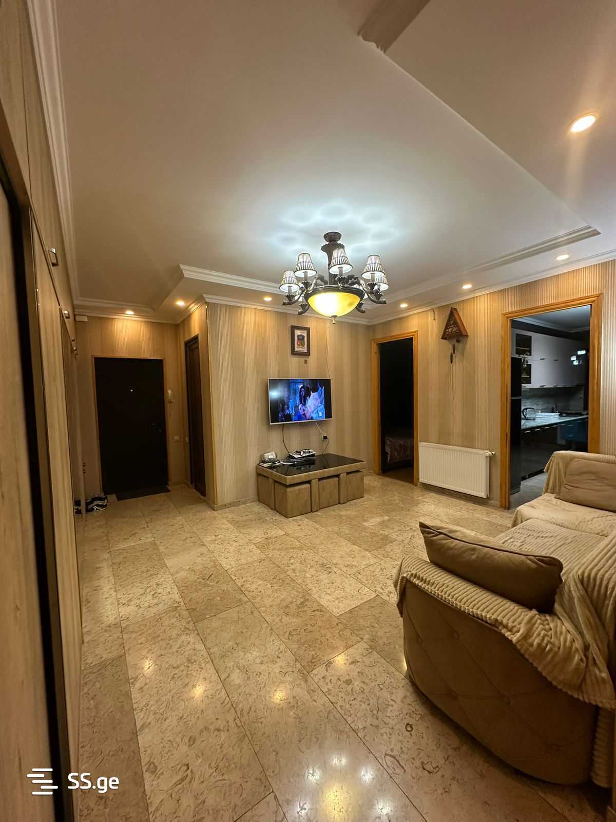 5 room Flat For Sale. Vake - Widok 2