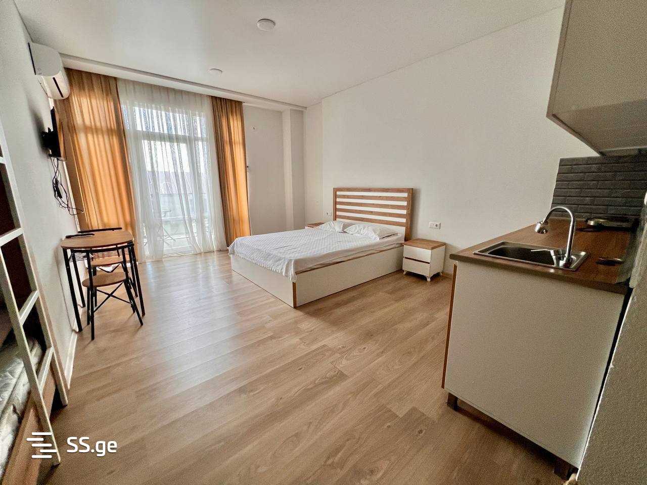 10 Room Hotel For Sale view 2