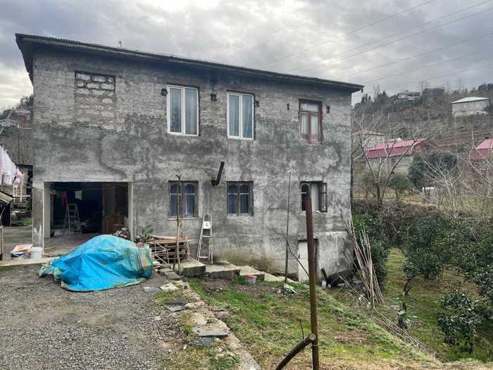 7 room Private House For Sale. Zeda Akhalsheni