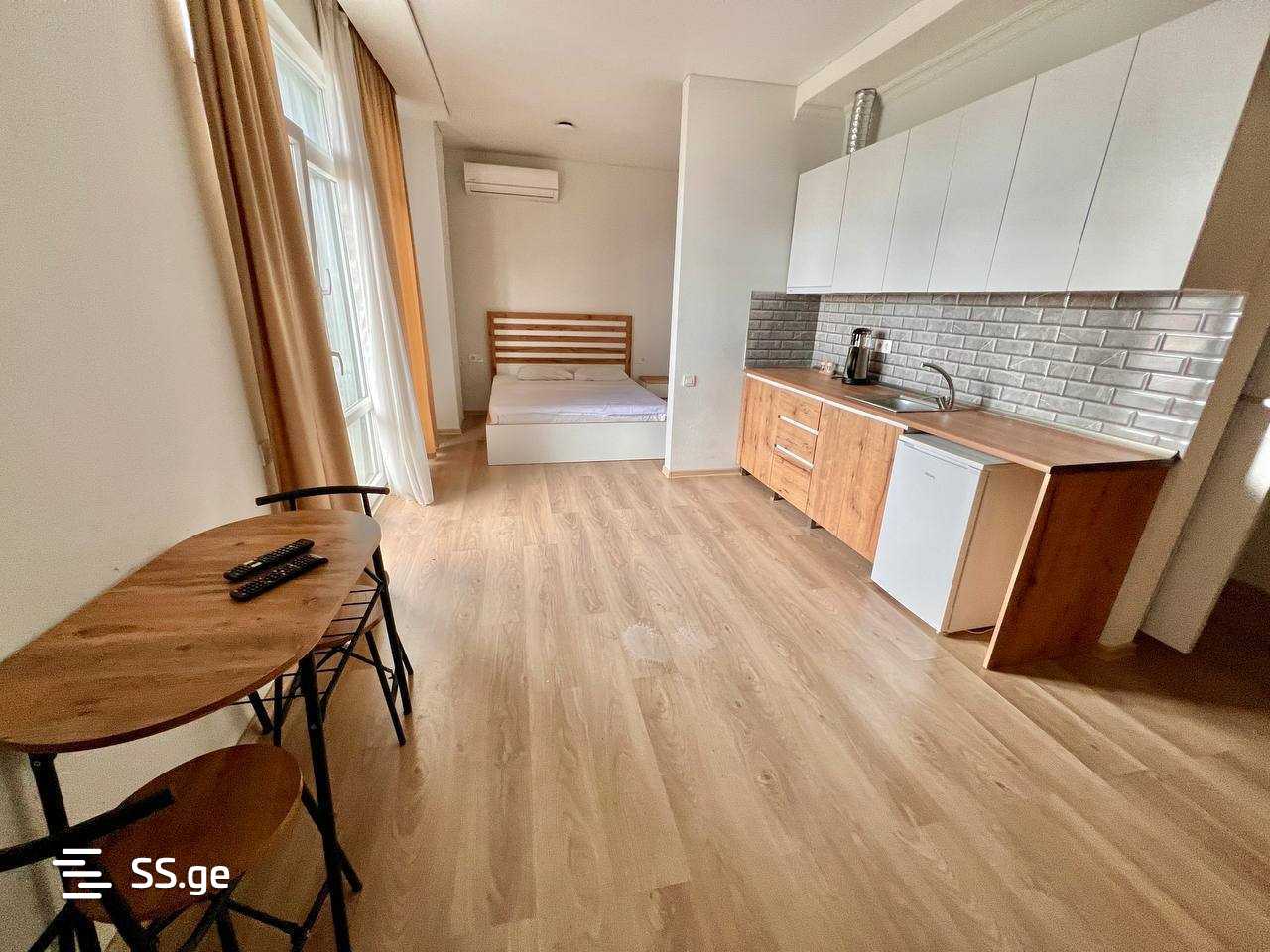 10 Room Hotel For Sale view 5