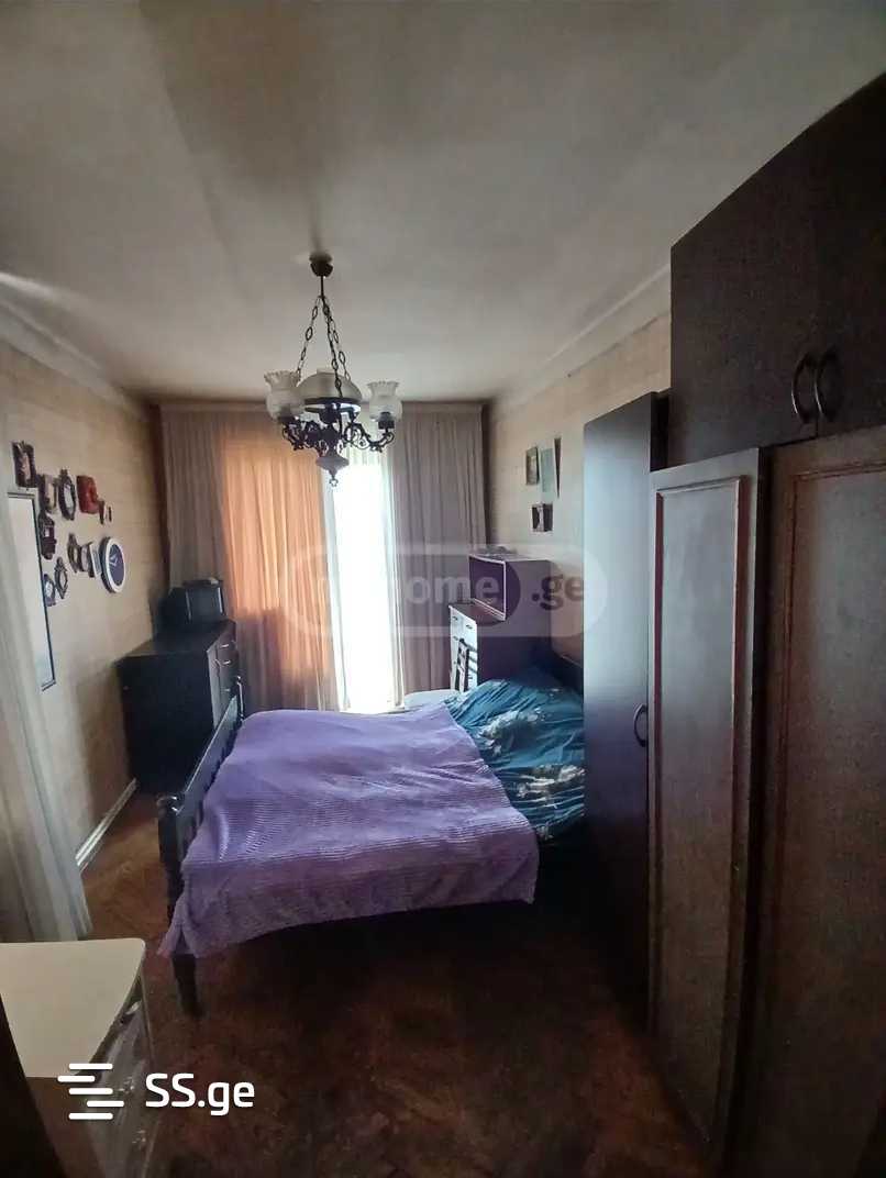 იყიდება 3-ოთახი ბინა view 6