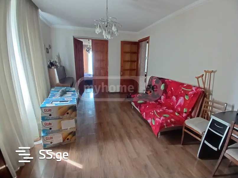 3 Room Flat For Sale, 1 of 4