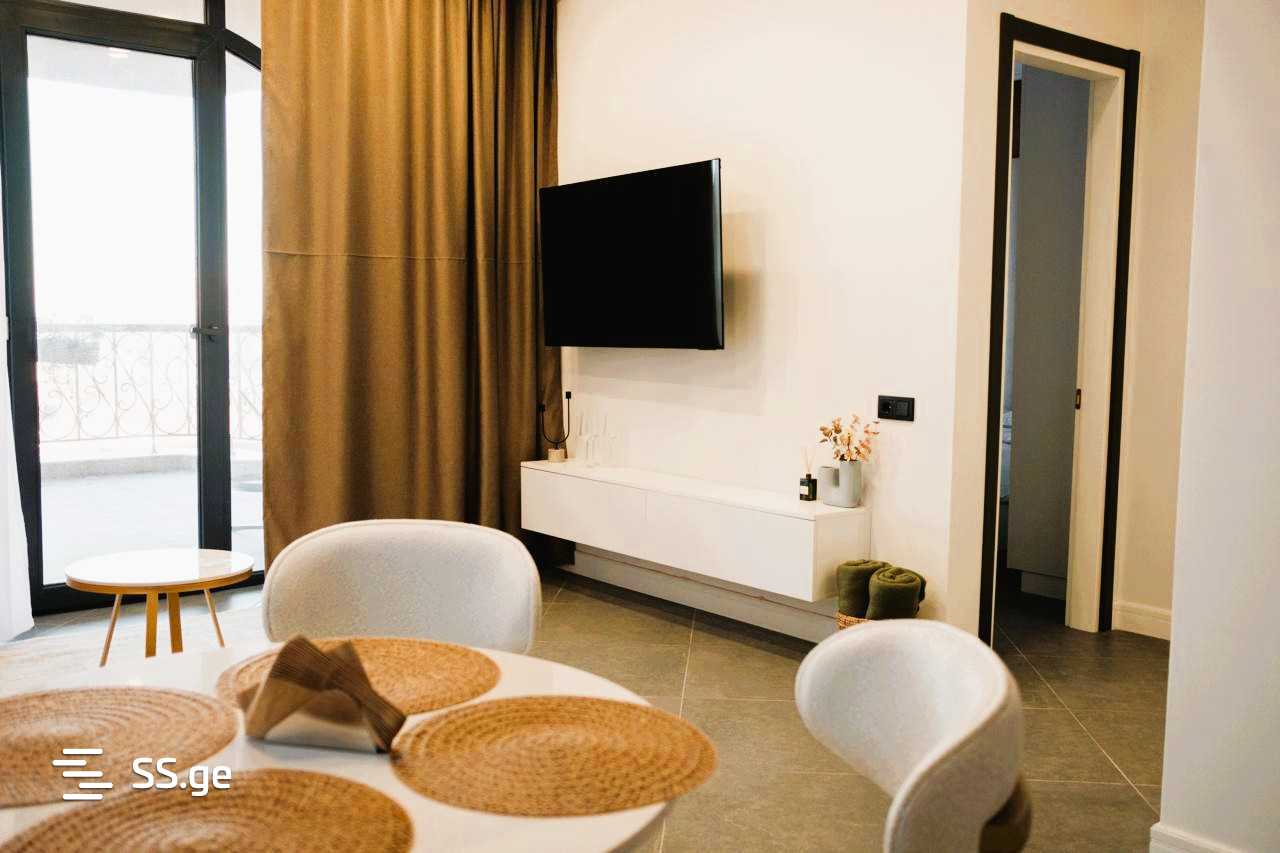 3 Room Flat For Rent. Gonio view 3