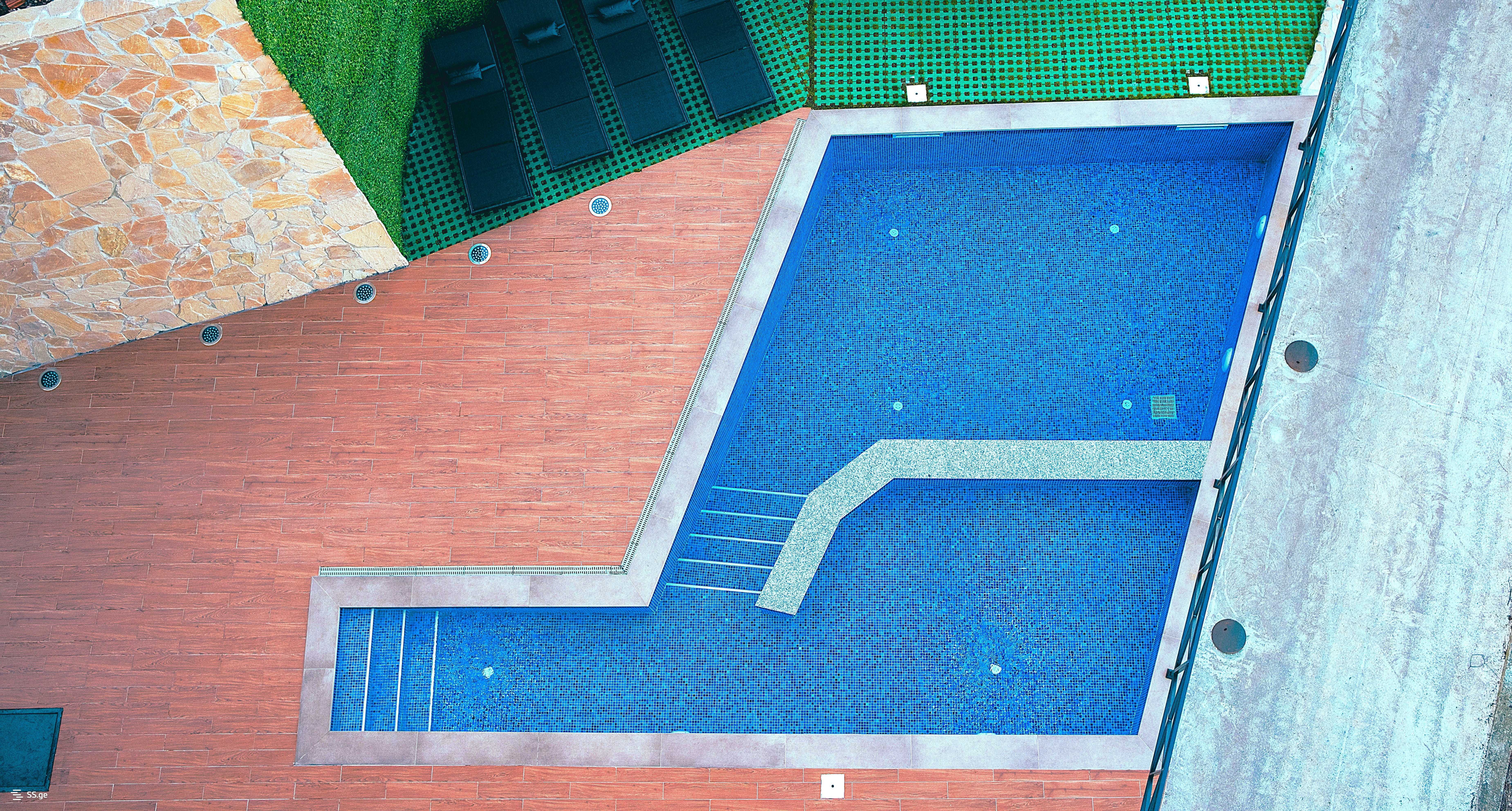 2 Room Flat For Rent. Kvariati view 12