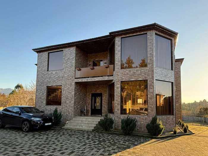 8 room Private House For Sale. Kveda Kvirike