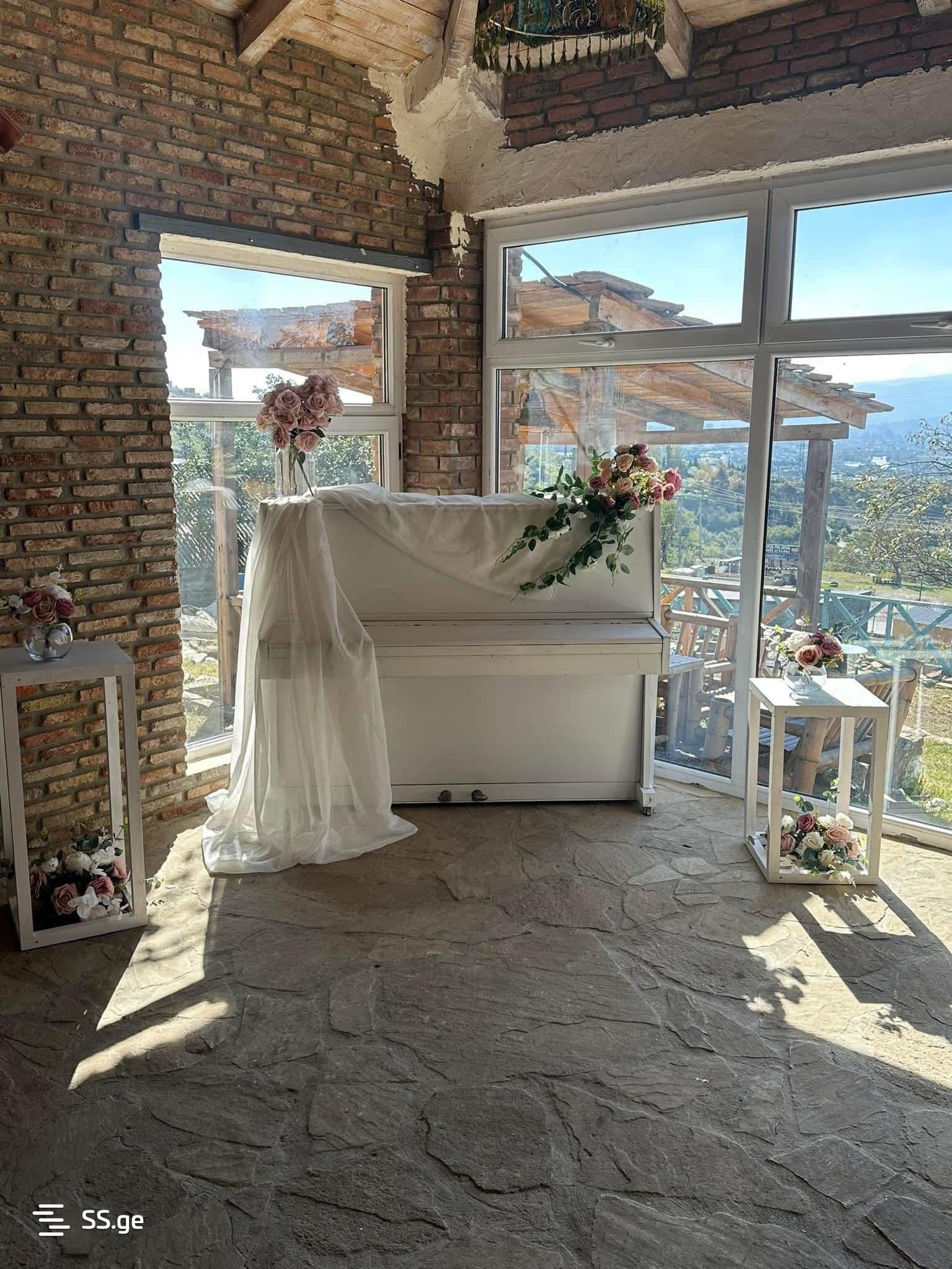 3 Room Summer Cottage Daily Rent. Zahesi view 10