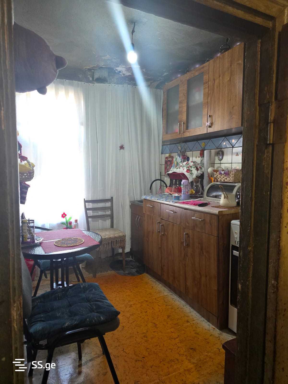 5 Room Private House For Sale view 4